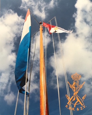 koningsdag-vlaggen-en-logo